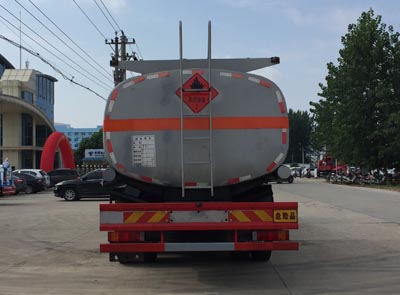 程力威牌CLW5310GYYD5型运油车